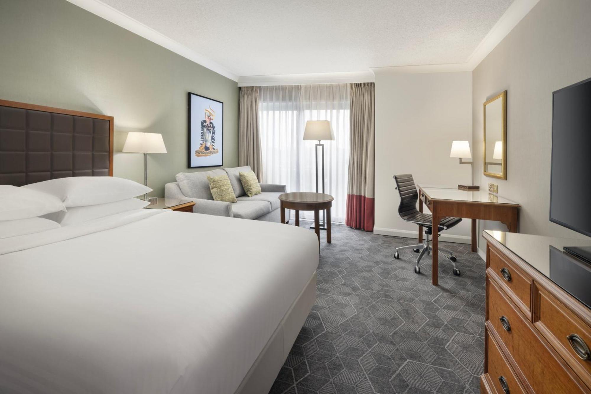 Delta Hotels By Marriott Heathrow Windsor Eksteriør bilde